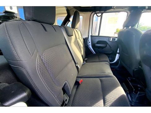 Used 2021 Jeep Wrangler Unlimited Sport AWD/4WD image 28