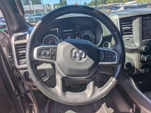 Used 2022 RAM 1500 Big Horn AWD/4WD image 10