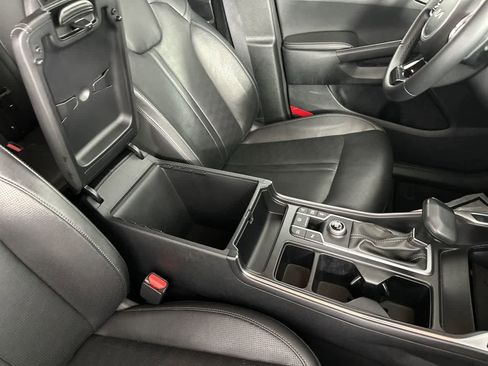 Used 2024 Kia Sorento S image 25