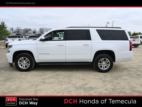 Used 2019 Chevrolet Suburban LT image 4