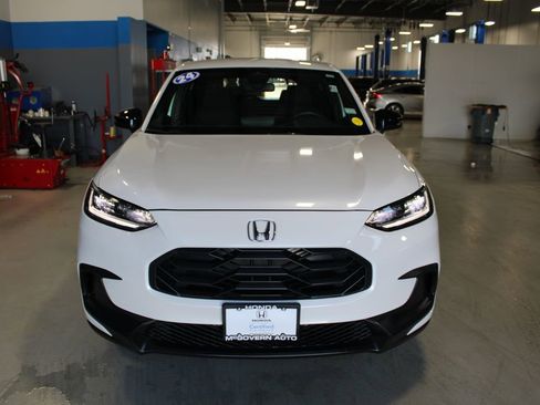 Certified 2024 Honda HR-V Sport image 3