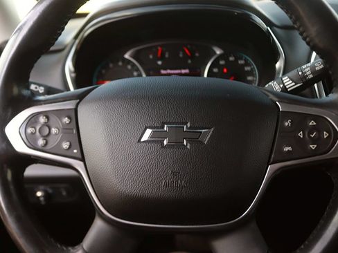 Used 2020 Chevrolet Traverse RS FWD image 19
