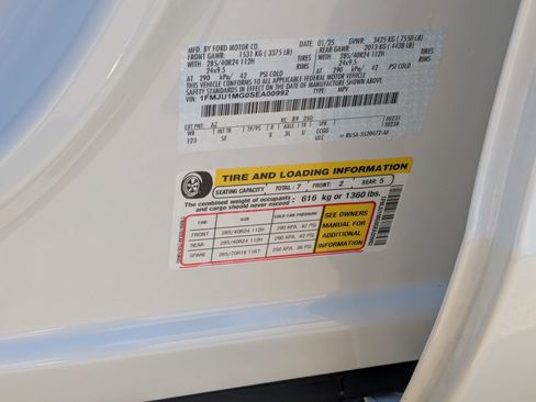 Certified 2025 Ford Expedition Platinum w/ Platinum Ultimate Package image 48