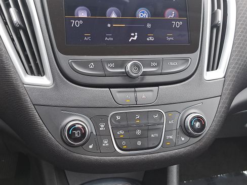 Used 2024 Chevrolet Malibu LT FWD image 21