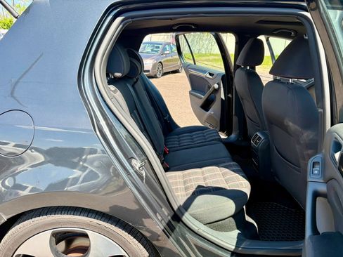 Used 2012 Volkswagen GTI 4-Door FWD image 22