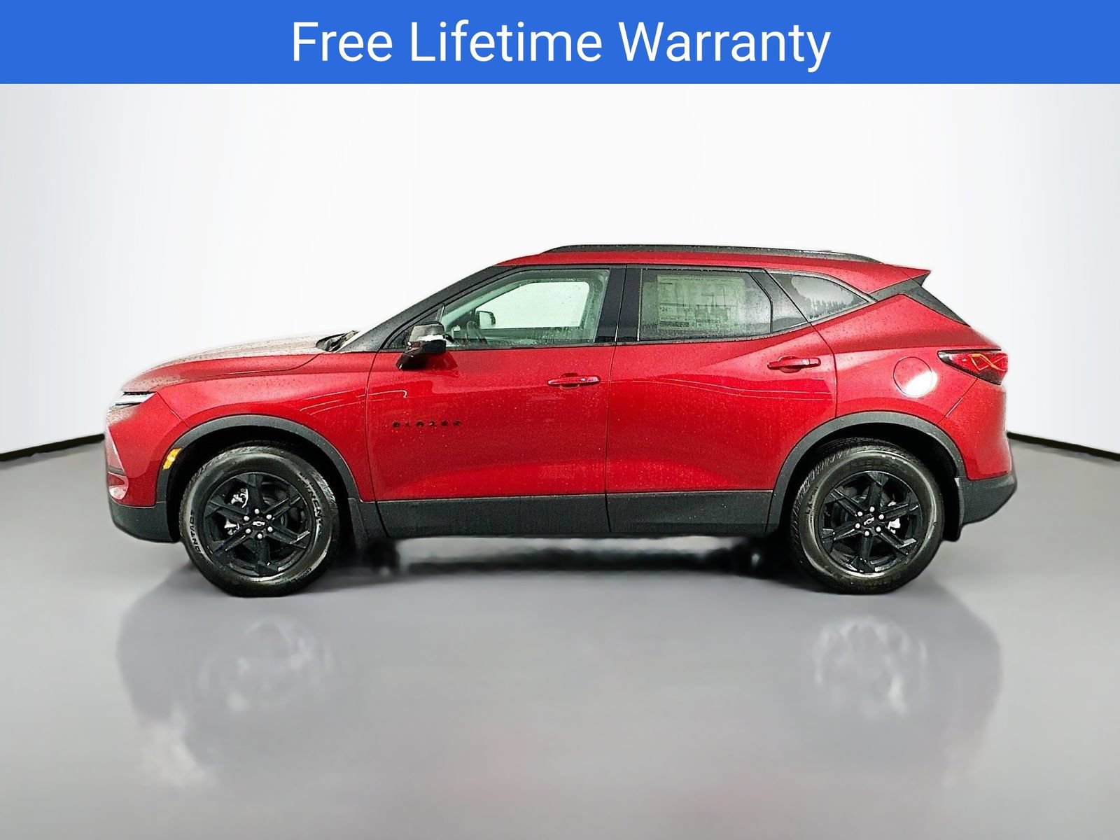 New 2025 Chevrolet Blazer LT w/ Midnight/Sport Edition AWD/4WD image 5
