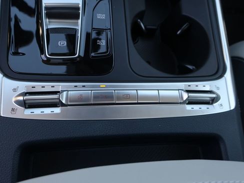 New 2026 Kia Carnival SX Prestige FWD image 36