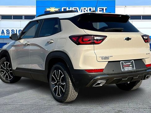 New 2026 Chevrolet TrailBlazer ACTIV w/ Convenience Package FWD image 3