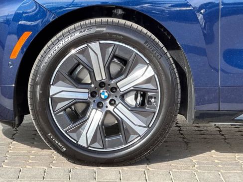New 2026 BMW iX xDrive60 AWD/4WD image 33
