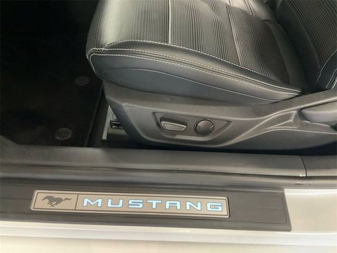 Used 2025 Ford Mustang GT Premium w/ GT Performance Package image 25
