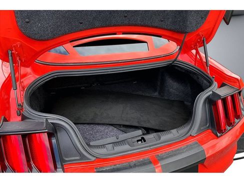 Used 2016 Ford Mustang GT RWD image 35