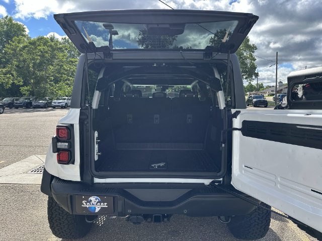 New 2026 Ford Bronco Raptor w/ Interior Carbon Fiber Pack AWD/4WD image 23