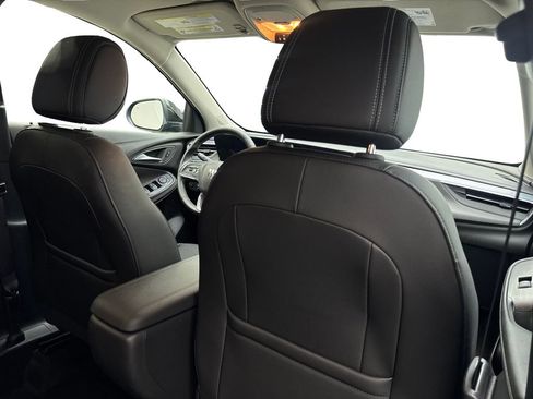 Used 2025 Buick Encore GX Preferred FWD image 37