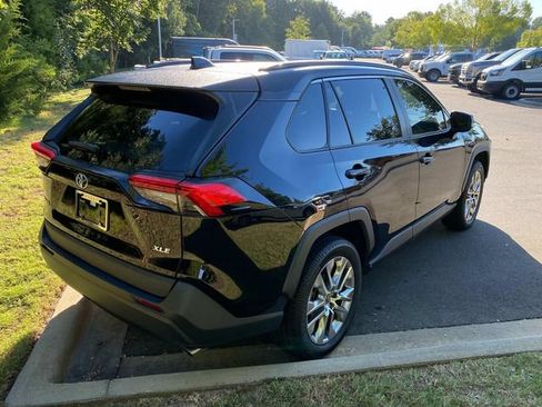 Used 2021 Toyota RAV4 XLE Premium FWD image 30