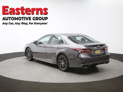 Used 2024 Toyota Camry SE image 63