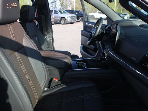 Used 2025 Chevrolet Tahoe High Country w/ Sun And Tow Package AWD/4WD image 37