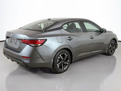 Used 2024 Nissan Sentra SV FWD image 9