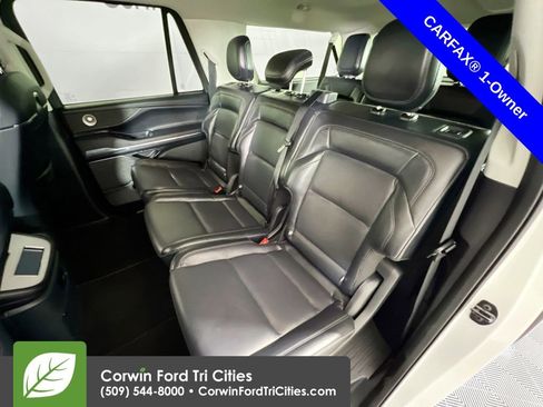 Used 2025 Lincoln Navigator L Reserve image 31