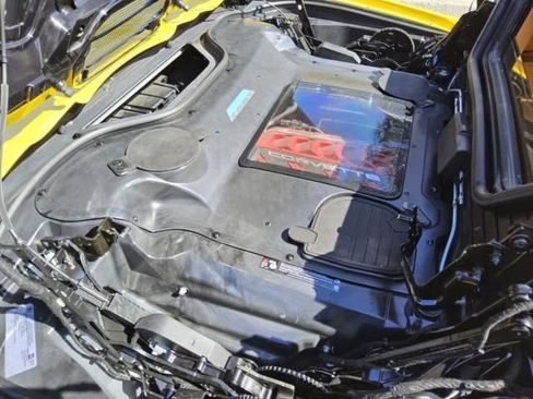 Used 2025 Chevrolet Corvette E-Ray AWD/4WD image 10