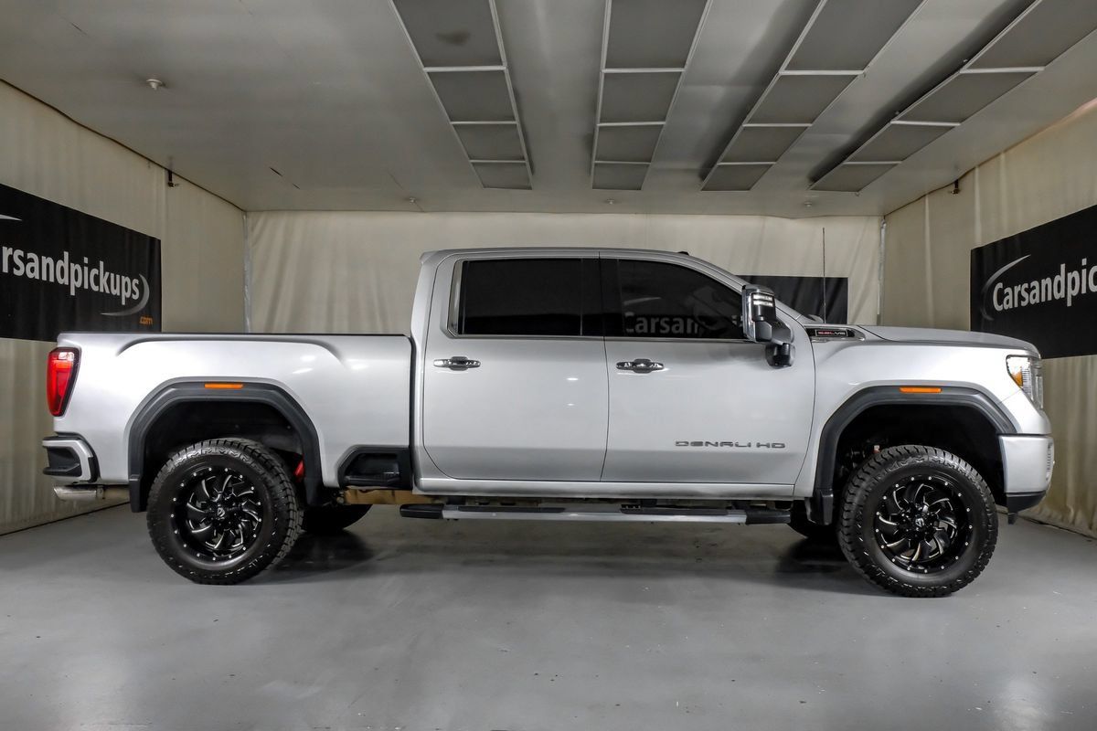 Used 2021 GMC Sierra 2500 Denali w/ Denali Ultimate Package AWD/4WD image 4