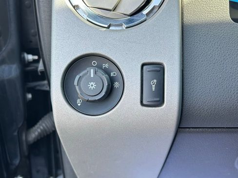 Used 2014 Ford F250 Lariat w/ Lariat Ultimate Package image 34