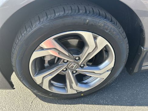 Certified 2020 Honda Accord EX image 10