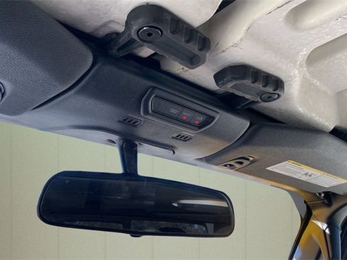 Certified 2022 Jeep Gladiator Willys image 34