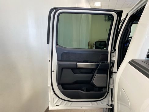 New 2025 Ford F150 Platinum image 9