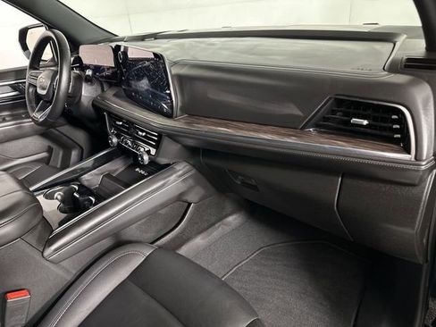 Used 2025 Chevrolet Tahoe LT AWD/4WD image 30