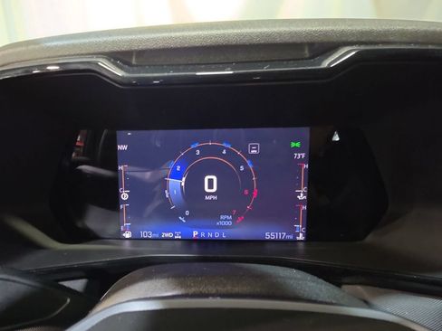 Used 2023 Chevrolet Colorado Z71 AWD/4WD image 10