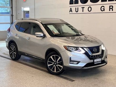 Used 2020 Nissan Rogue SL FWD image 1