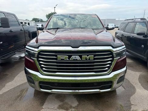 Used 2025 RAM 1500 Laramie AWD/4WD image 2