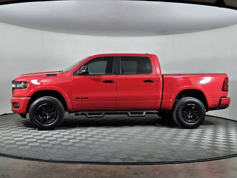 Used 2025 RAM 1500 Big Horn AWD/4WD image 3