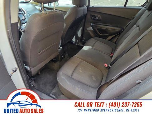Used 2016 Chevrolet Trax LT FWD image 10