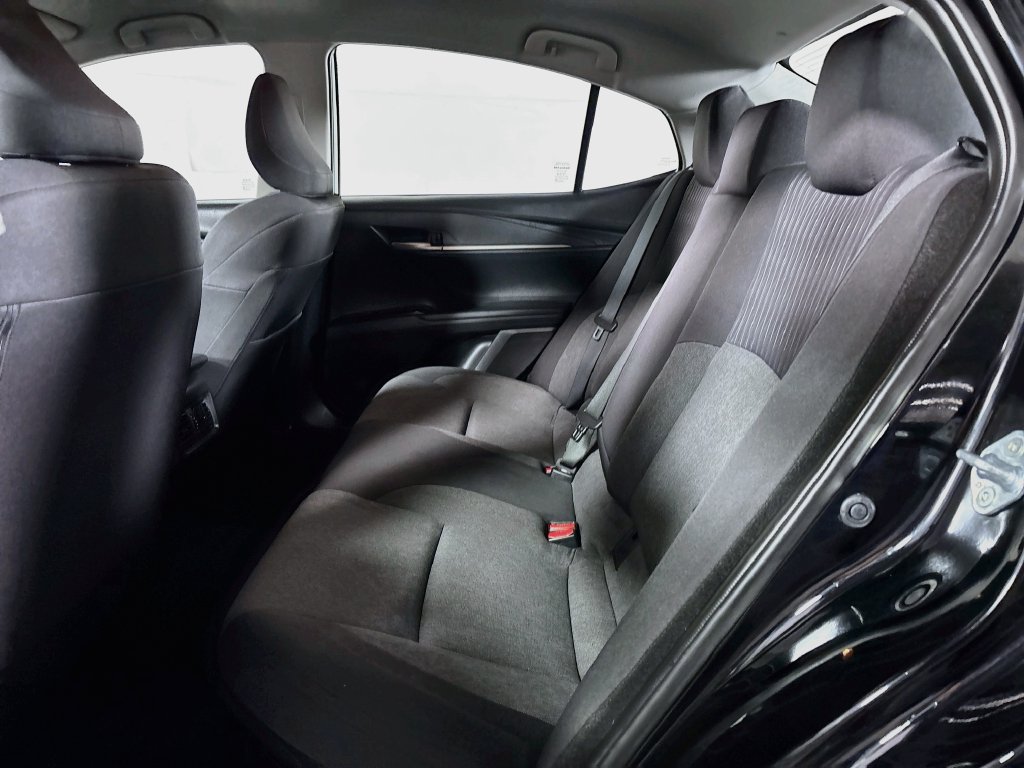 Used 2025 Toyota Camry LE FWD image 19
