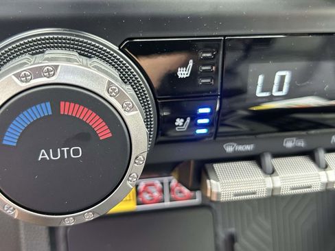 New 2026 Toyota 4Runner TRD Off-Road Premium AWD/4WD image 25