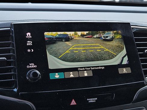 Used 2022 Honda Pilot Sport image 21