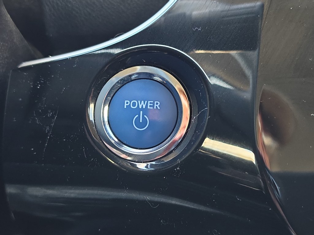 Certified 2019 Toyota Prius LE AWD/4WD image 25