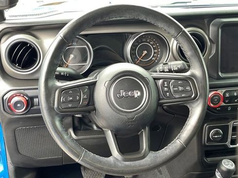 Used 2022 Jeep Wrangler Unlimited Sport image 14