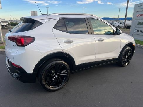 Used 2024 Buick Encore GX Sport Touring FWD image 11