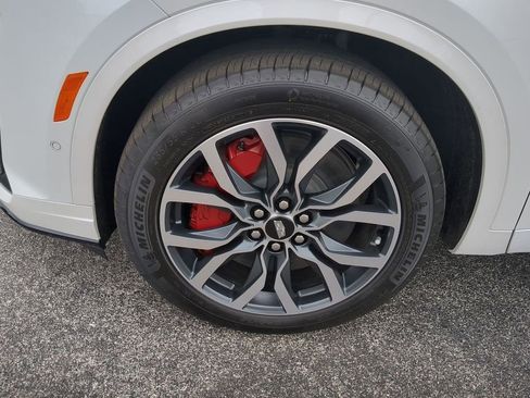 New 2024 Cadillac XT6 Sport w/ Technology Package image 34