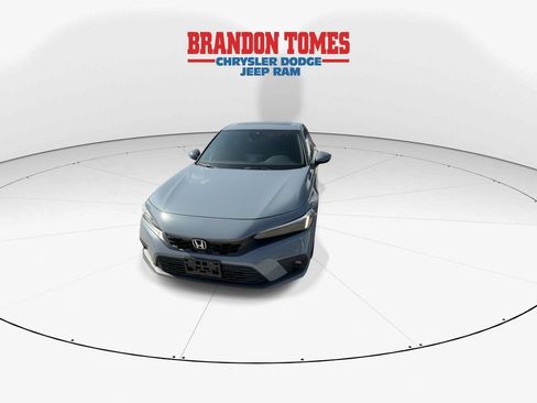 Used 2024 Honda Civic Sport Touring image 3