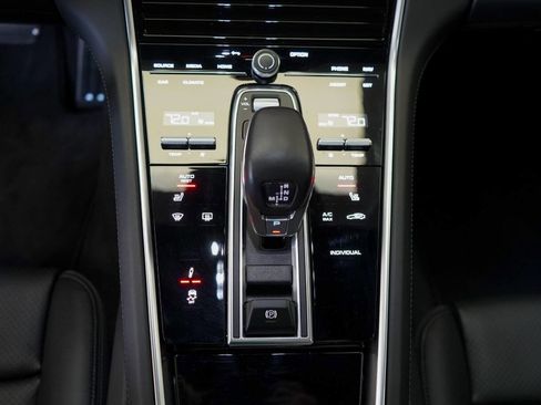 Used 2023 Porsche Panamera Turbo S image 60