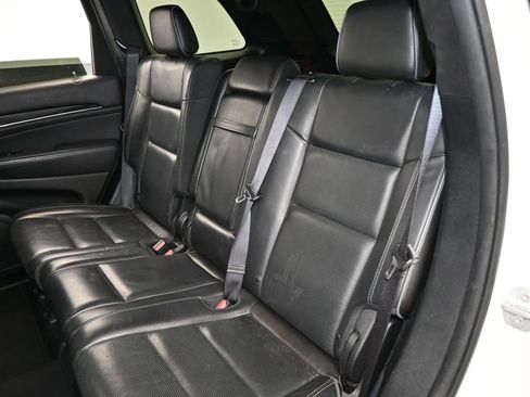 Used 2020 Jeep Grand Cherokee Overland image 37