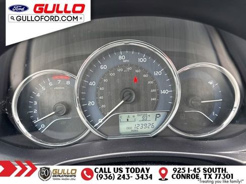 Used 2014 Toyota Corolla LE w/ Driver Convenience Package FWD image 11