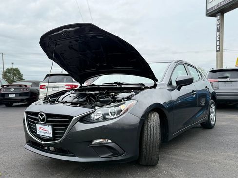 Used 2016 MAZDA MAZDA3 i Sport FWD image 10