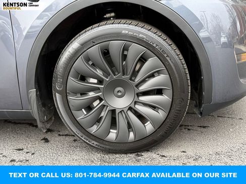 Used 2023 Tesla Model Y Long Range image 12