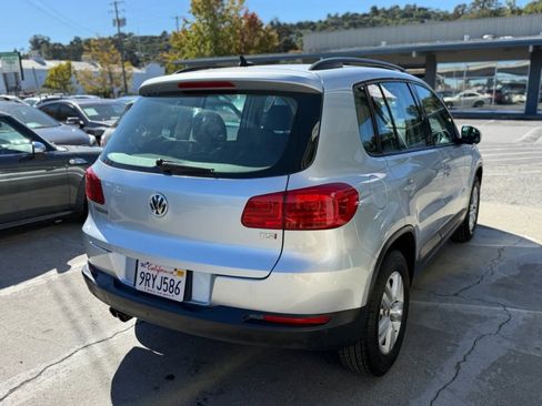 Used 2017 Volkswagen Tiguan S image 5
