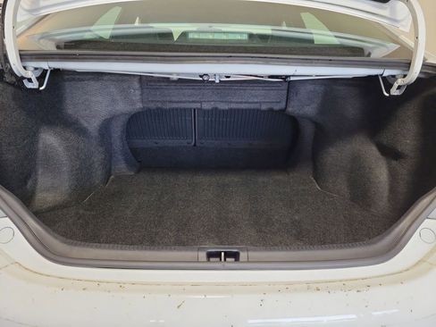 Used 2014 Toyota Camry SE FWD image 24
