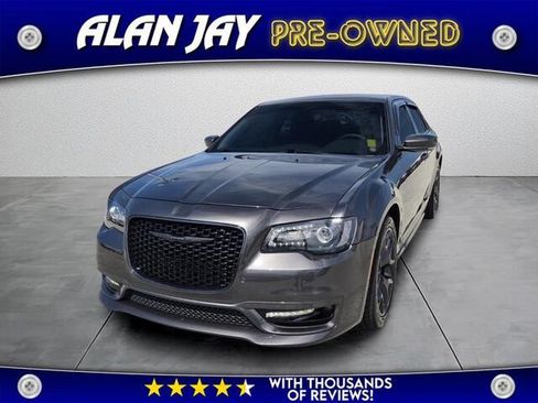 Used 2023 Chrysler 300 Touring L RWD image 1